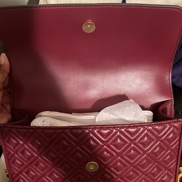 Tory Burch Fleming convertible shoulder bag imperial garnet - Picture 9 of 10